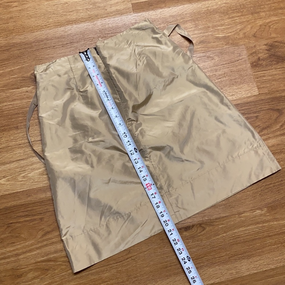 Black Label SF - Gold Silk Skirt - Picture 6 of 7